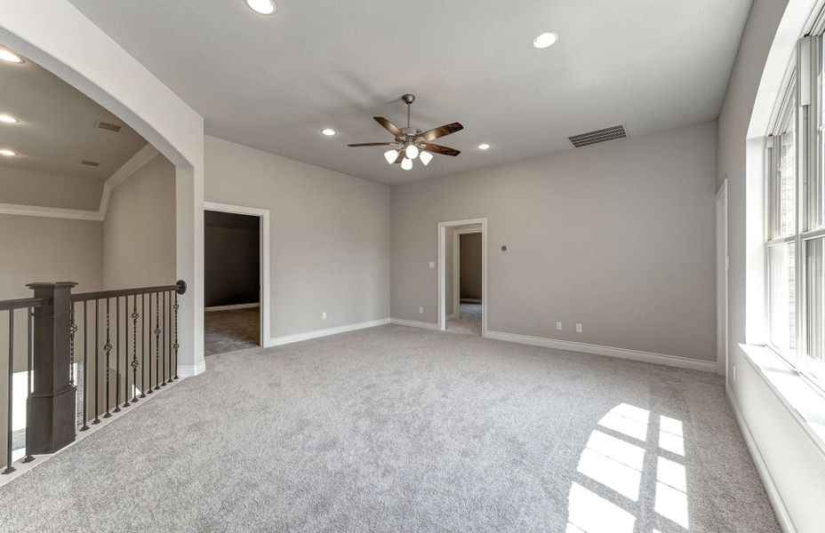 Spacious, unfurnished interior of a new home in Artavia 70′, Conroe (Image 36).