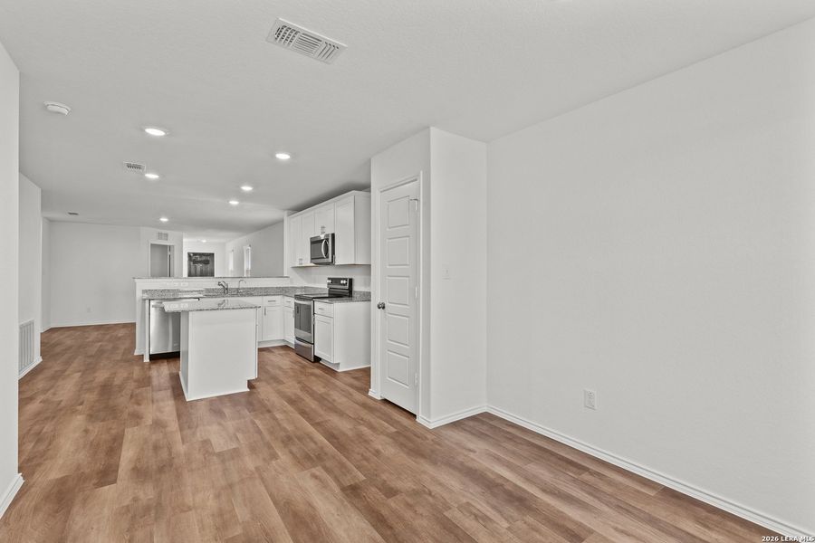 Image 24 of a home in Vista Real. Image 24 of a home in Vista Real.