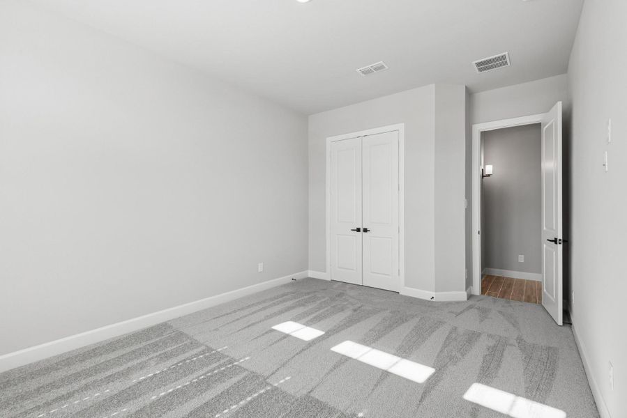 Spacious, unfurnished interior of a new home in Riceland 60’ Homesites, Mont Belvieu (Image 31). Spacious, unfurnished interior of a new home in Riceland 60’ Homesites, Mont Belvieu (Image 31).