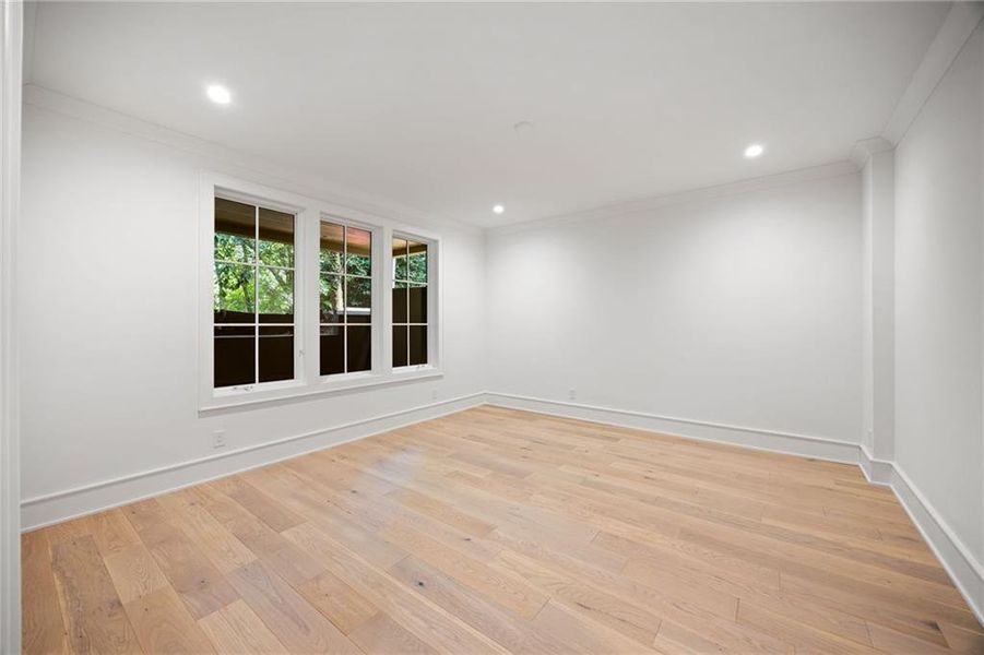 Spacious, unfurnished interior of a new home in , Atlanta (Image 36).