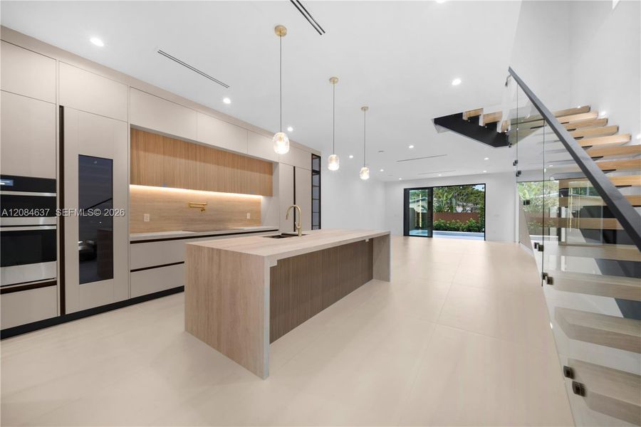 Furnished interior view inside a new home in , Fort Lauderdale (Image 35).