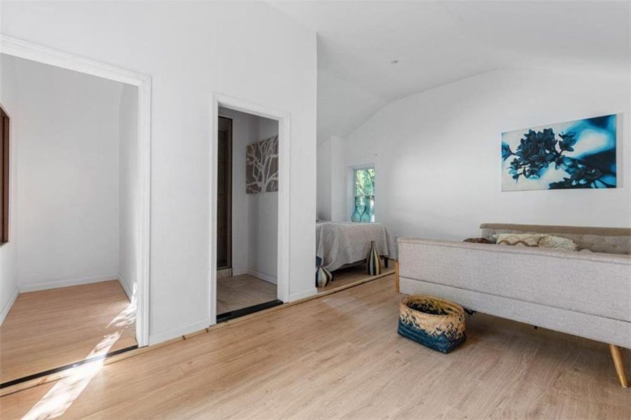 Image 35 of a home in .