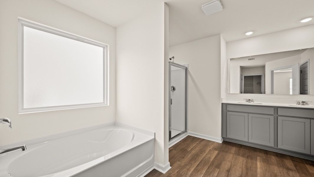 Furnished interior view inside a new home in Echo Glen, Stockbridge (Image 15).