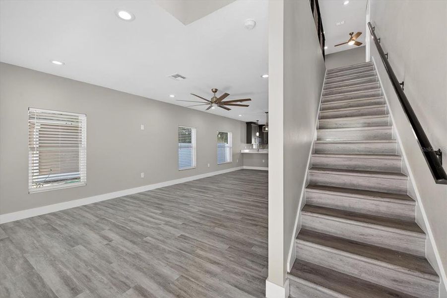 Spacious, unfurnished interior of a new home in , St. Petersburg (Image 24).