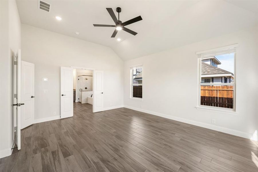 Spacious, unfurnished interior of a new home in The Oaks, Red Oak (Image 26). Spacious, unfurnished interior of a new home in The Oaks, Red Oak (Image 26).