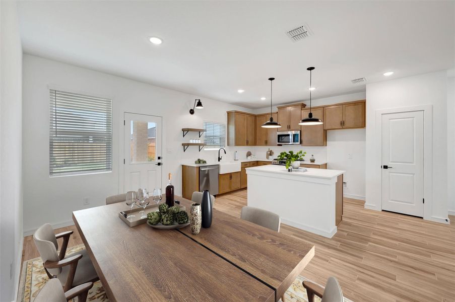 Charming dining area (*Photo not of actual home and used for illustration purposes only.)