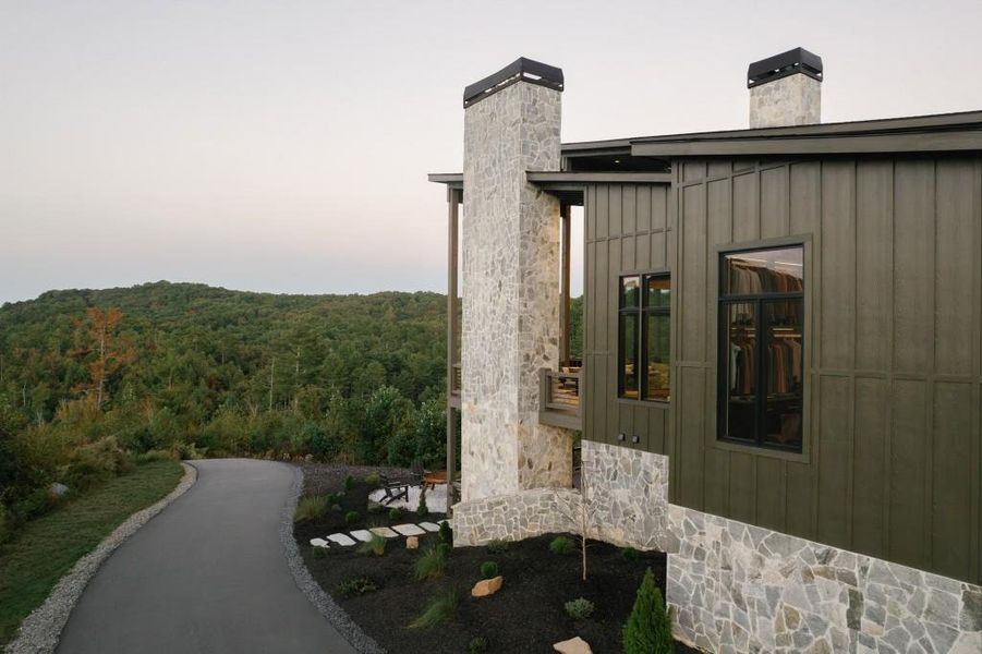 Exterior details and patio area of a home in , Mineral Bluff (Image 3).