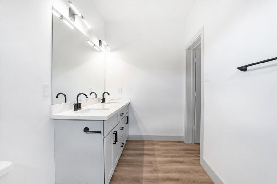 Image 15 of a home in Avenue Park.