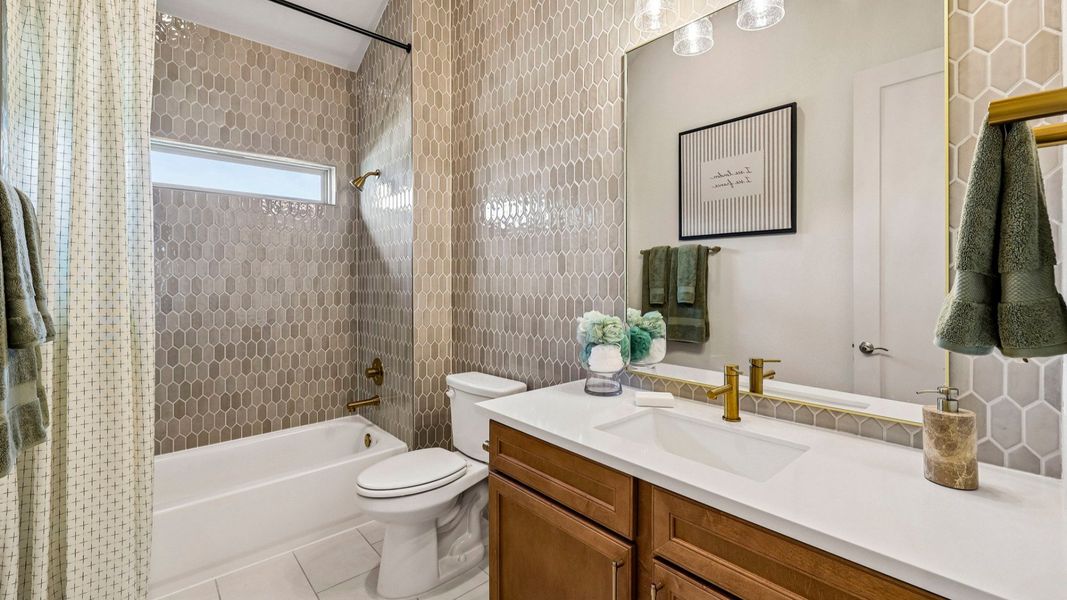 Representative furnished interior of a home built from the Oleander by DRB Homes in Oaks at San Gabriel, Georgetown (Image 5).