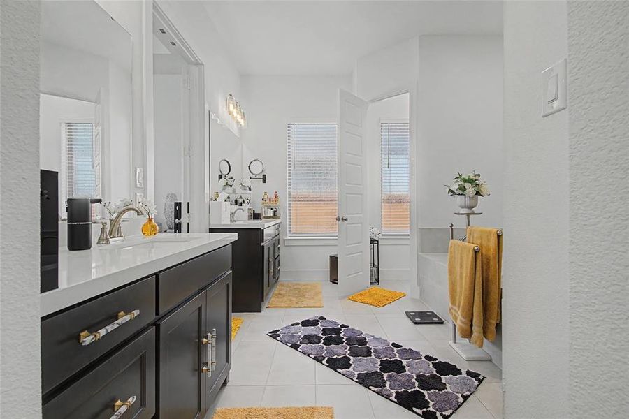 Furnished interior view inside a new home in Devonshire, Forney (Image 18).