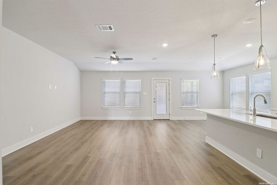 Spacious, unfurnished interior of a new home in Sagebrooke - Classic Series, San Antonio (Image 22).