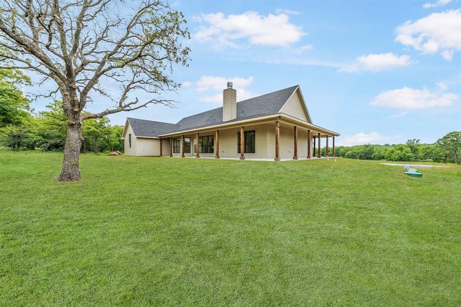 Exterior details and patio area of a home in , Chico (Image 28).