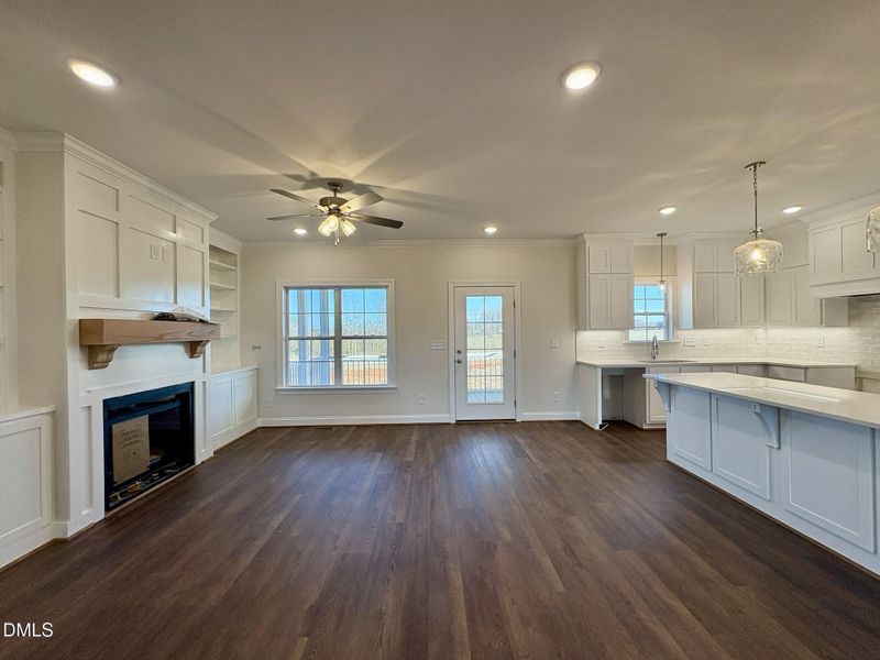 ca77b87f-607d-4e05-acd7-1a6e6a53b8ba ca77b87f-607d-4e05-acd7-1a6e6a53b8ba