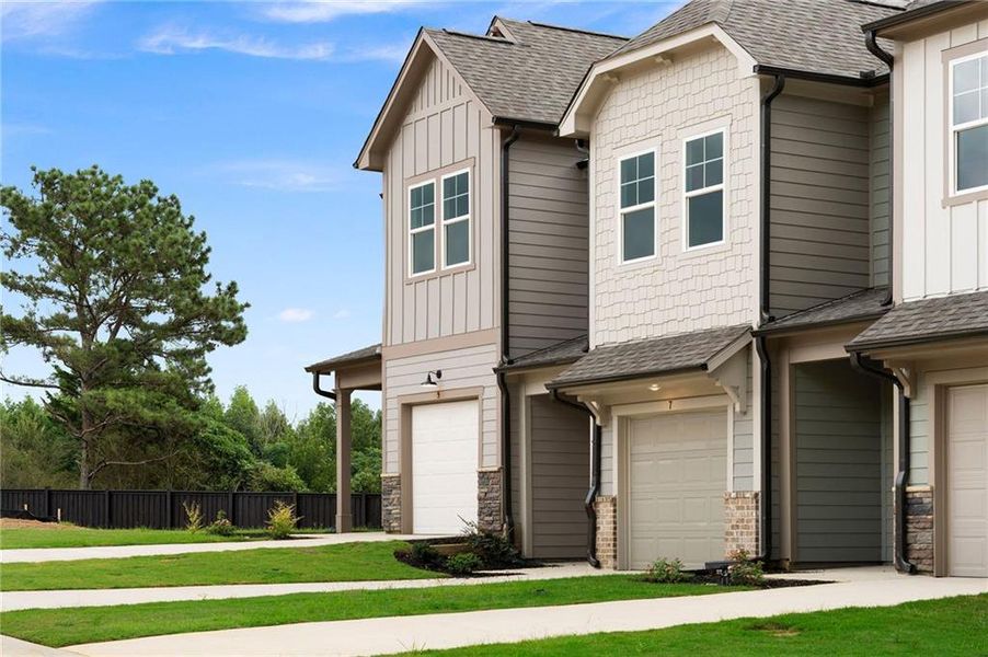 Front exterior of a new home in , Cedartown, GA, highlighting curb appeal (Image 39). Front exterior of a new home in , Cedartown, GA, highlighting curb appeal (Image 39).