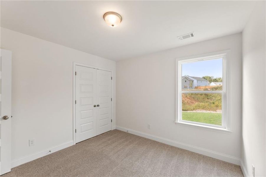 Spacious, unfurnished interior of a new home in Clark Farms, Flowery Branch (Image 28).