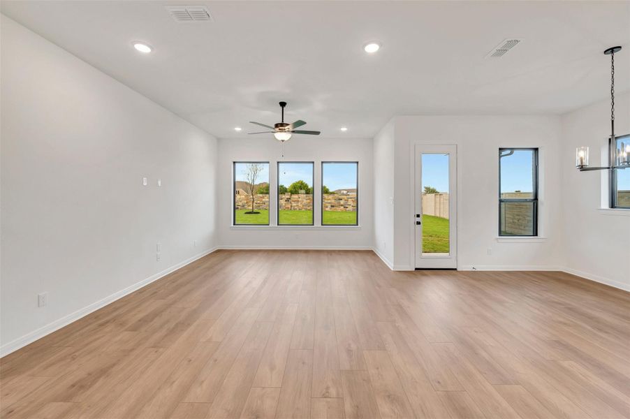 Spacious, unfurnished interior of a new home in Legacy - Retreat Collection, League City (Image 37). Spacious, unfurnished interior of a new home in Legacy - Retreat Collection, League City (Image 37).
