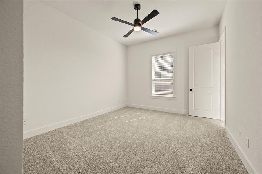 Spacious, unfurnished interior of a new home in NorthGlen, Haslet (Image 31).