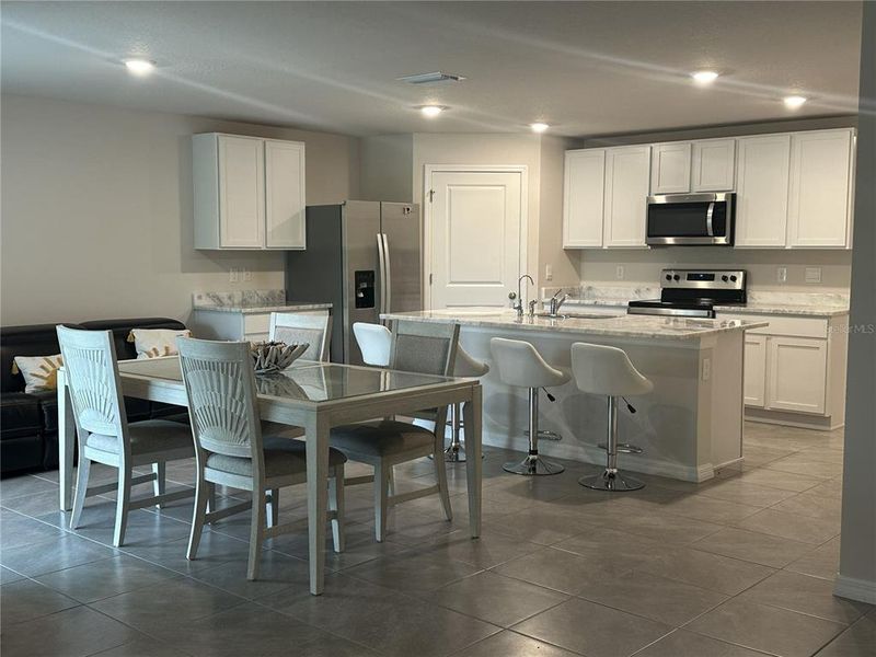 Furnished interior view inside a new home in Silverstone North, Palmetto (Image 14).