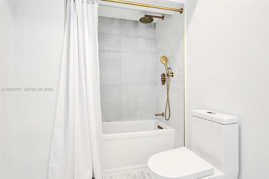 Furnished interior view inside a new home in , North Miami Beach (Image 47).