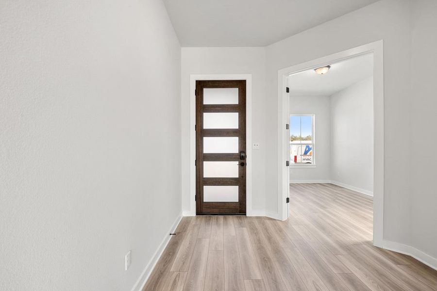 Spacious, unfurnished interior of a new home in Heritage, Dripping Springs (Image 37).
