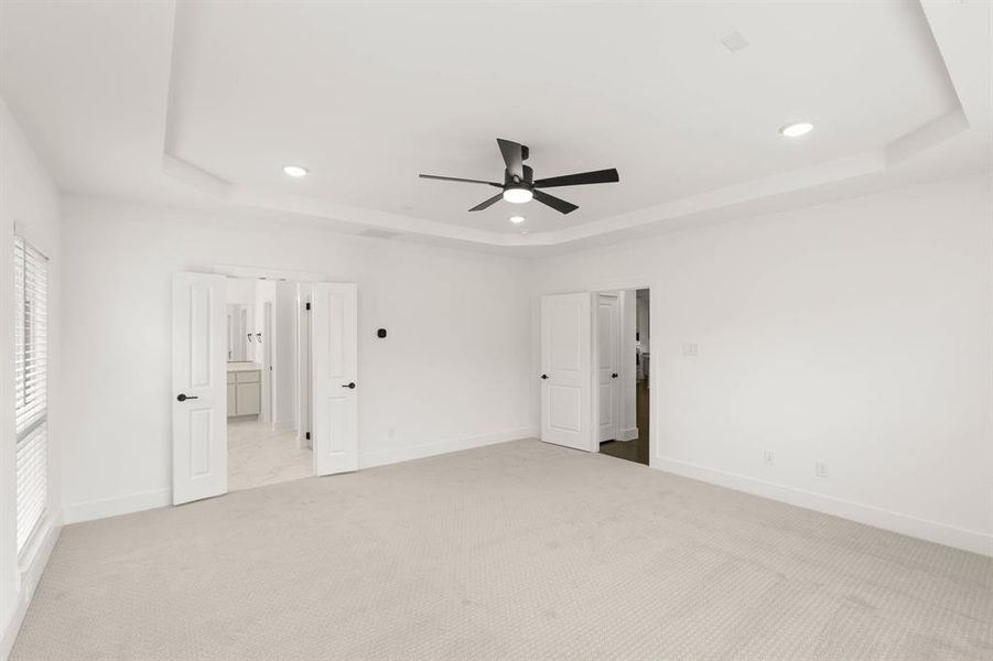 412 Newpark-Primary Suite-2