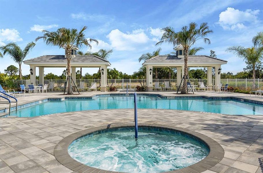 Community amenities in Grand Palm, Venice (Image 7).
