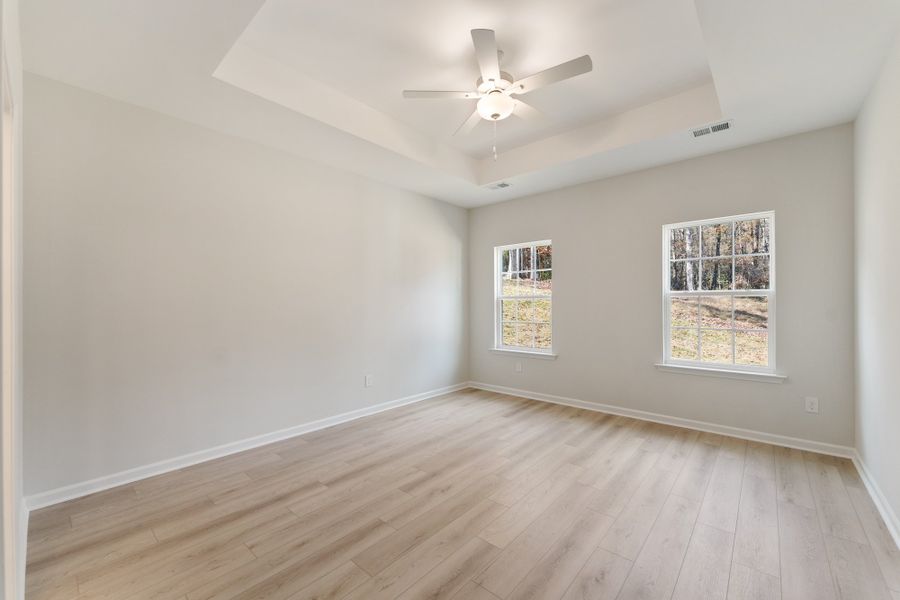 Spacious, unfurnished interior of a new home in Landing at Pine Lake, Anderson (Image 17).