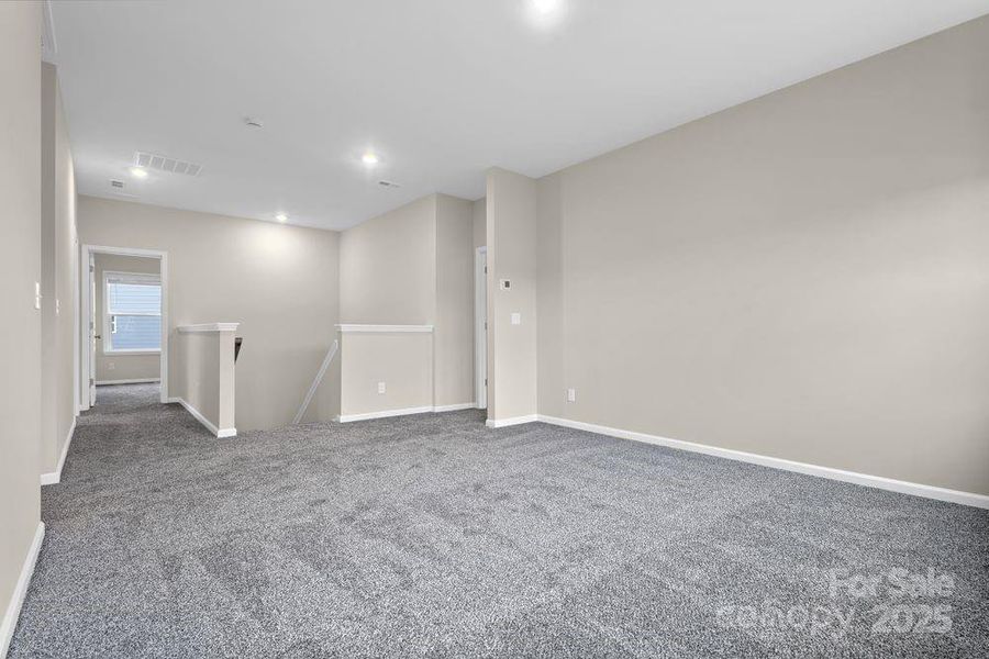 179 Holsworthy Drive ~ Ready Now! 179 Holsworthy Drive ~ Ready Now!