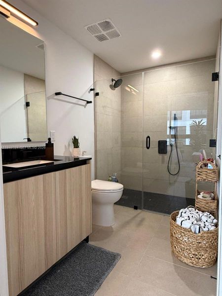 Furnished interior view inside a new home in , Miami (Image 10).