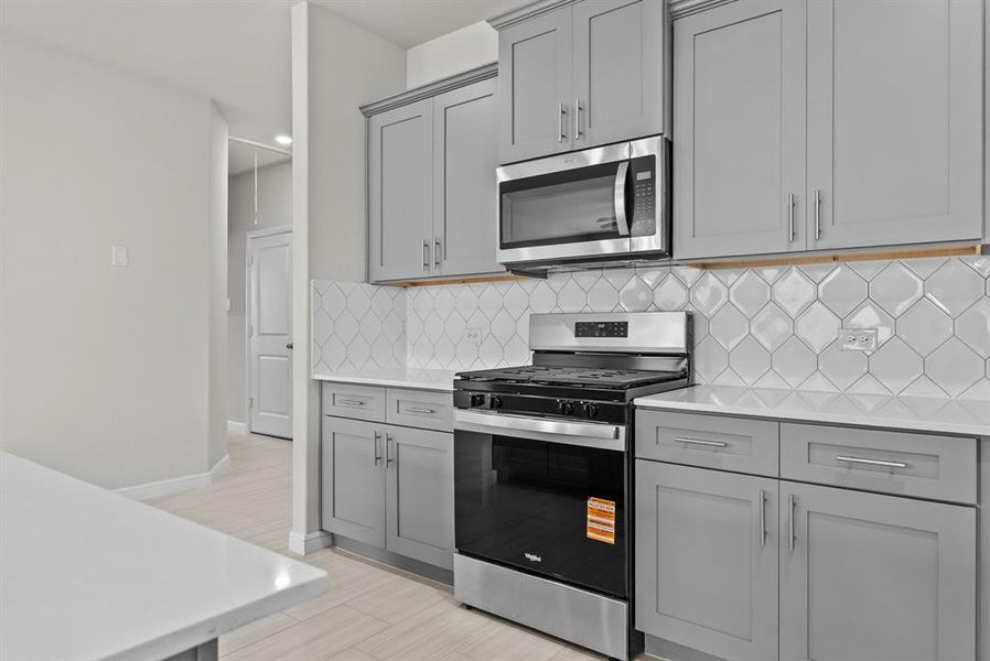 Furnished interior view inside a new home in Terra Trace, Fort Worth (Image 11). Furnished interior view inside a new home in Terra Trace, Fort Worth (Image 11).