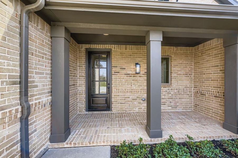 Exterior details and patio area of a home in Wellington, Fort Worth (Image 19).