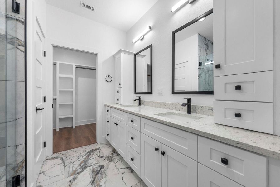 Furnished interior view inside a new home in , Granite Shoals (Image 10).