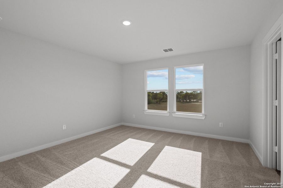 Spacious, unfurnished interior of a new home in Senna, Leon Valley (Image 17). Spacious, unfurnished interior of a new home in Senna, Leon Valley (Image 17).