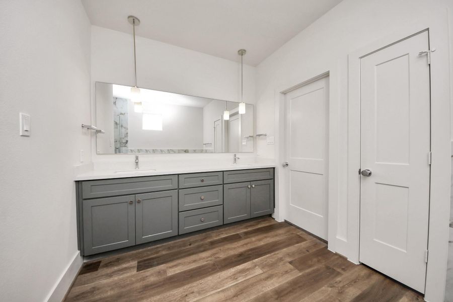 Furnished interior view inside a new home in , Houston (Image 37).