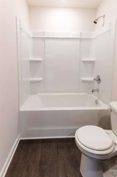 Furnished interior view inside a new home in Creekside Landing, Dallas (Image 10). Furnished interior view inside a new home in Creekside Landing, Dallas (Image 10).