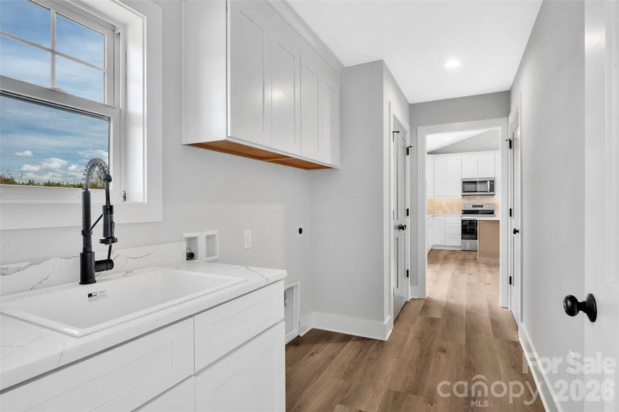 Furnished interior view inside a new home in , Lincolnton (Image 9).