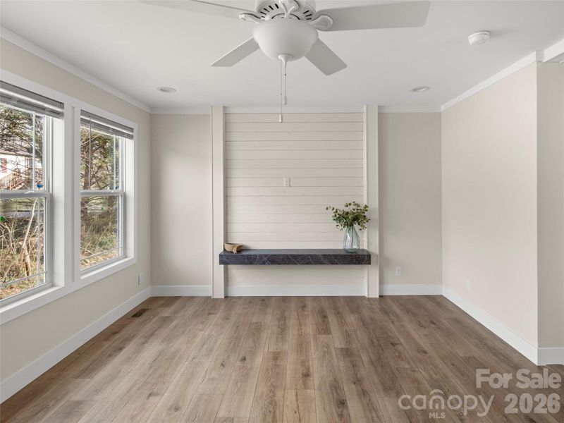 Spacious, unfurnished interior of a new home in , Fairview (Image 13).