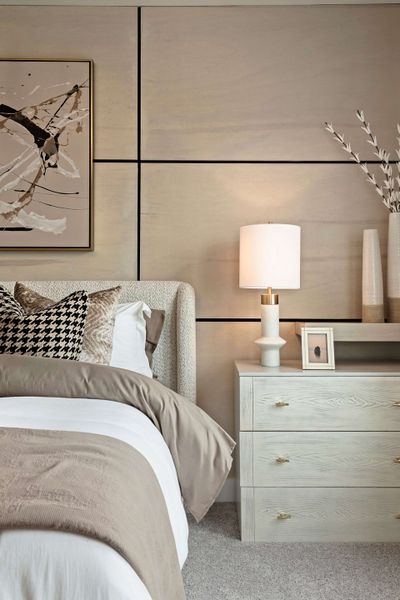 Representative interior finishes for a home built from the Tribeca by Tri Pointe Homes in Park Central, Georgetown (Image 24).