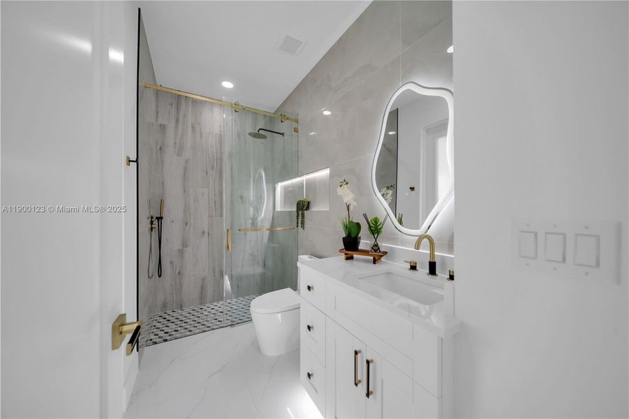 Furnished interior view inside a new home in , Lehigh Acres (Image 13).