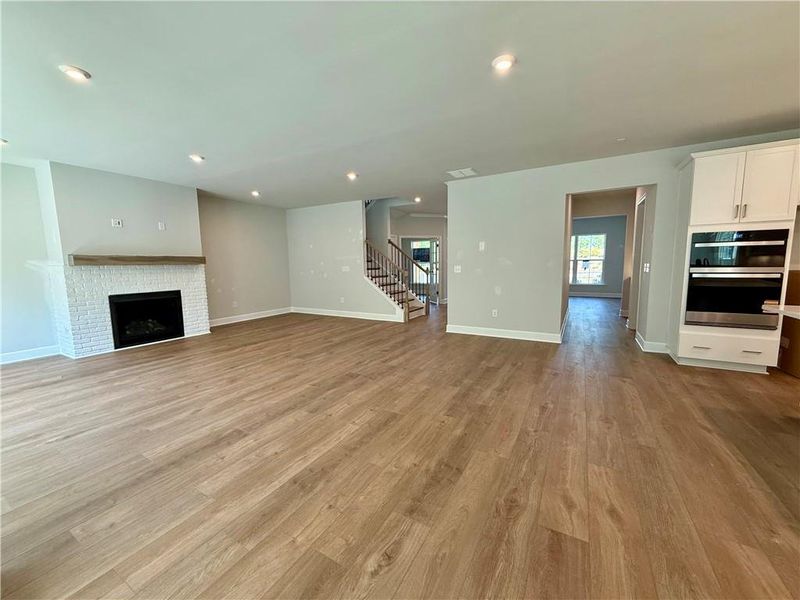 Spacious, unfurnished interior of a new home in Berkeley Mill, Cumming (Image 21).
