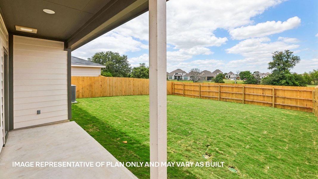 Representative exterior details of a home built from the The Kendall by D.R. Horton in Valverde, Bastrop (Image 3).