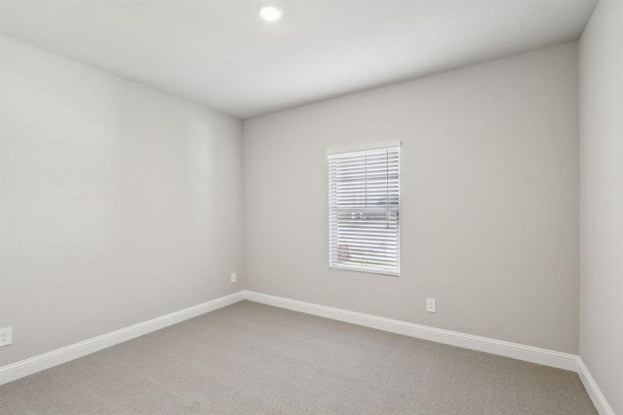 Photo is not of the actual home, but is an inspirational photo of builder’s model home and may depict options, furnishings, and/or decorator features that are not included. Photo is not of the actual home, but is an inspirational photo of builder’s model home and may depict options, furnishings, and/or decorator features that are not included.