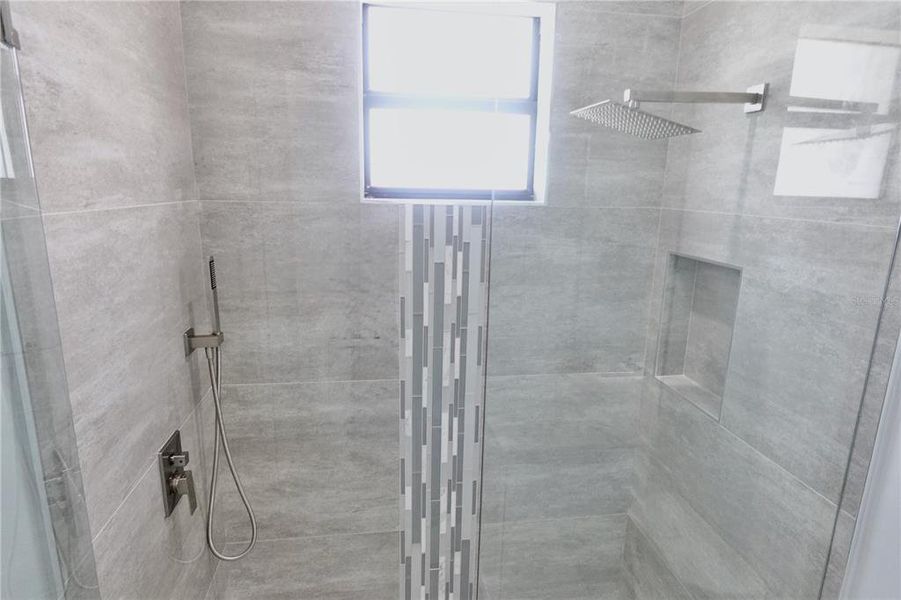 Close-up of interior finishes inside a home in , Lehigh Acres (Image 20). Close-up of interior finishes inside a home in , Lehigh Acres (Image 20).