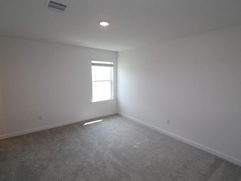 Spacious, unfurnished interior of a new home in Miller's Pond, Rosenberg (Image 18). Spacious, unfurnished interior of a new home in Miller's Pond, Rosenberg (Image 18).