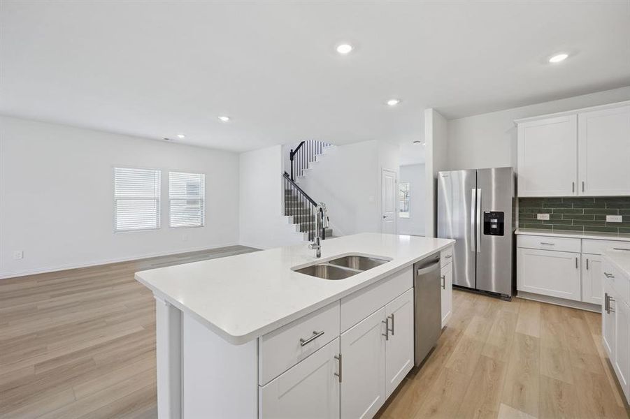 Photo is not of the actual home, but is an inspirational photo of builder’s model home and may depict options, furnishings, and/or decorator features that are not included. Photo is not of the actual home, but is an inspirational photo of builder’s model home and may depict options, furnishings, and/or decorator features that are not included.