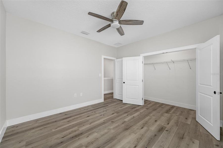 Spacious, unfurnished interior of a new home in , St. Petersburg (Image 27).