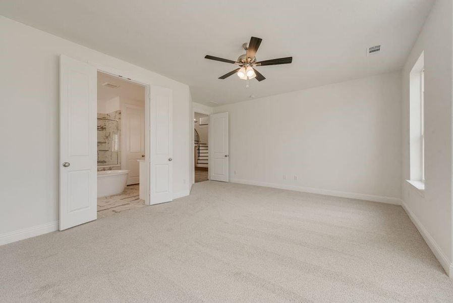 Spacious, unfurnished interior of a new home in Prairie Ridge, Midlothian (Image 15). Spacious, unfurnished interior of a new home in Prairie Ridge, Midlothian (Image 15).