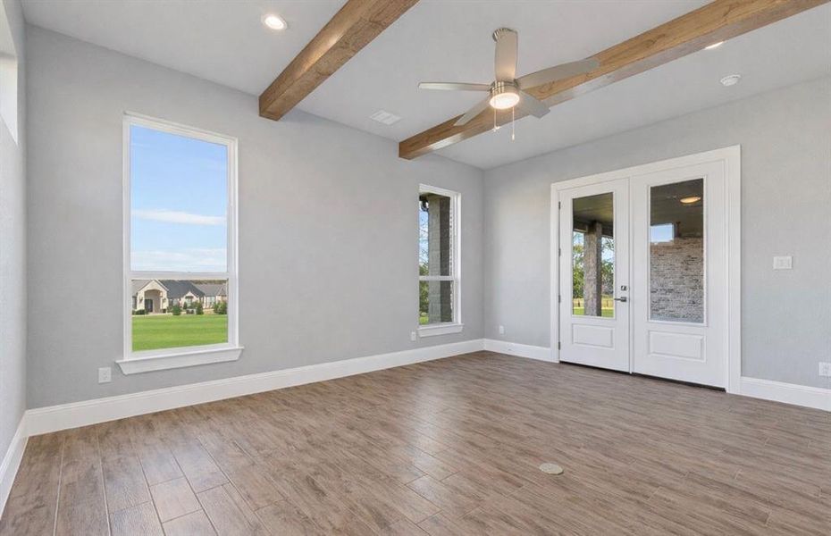 Spacious, unfurnished interior of a new home in , Weatherford (Image 21).