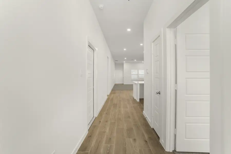 Spacious, unfurnished interior of a new home in Ashland, Houston (Image 14). Spacious, unfurnished interior of a new home in Ashland, Houston (Image 14).