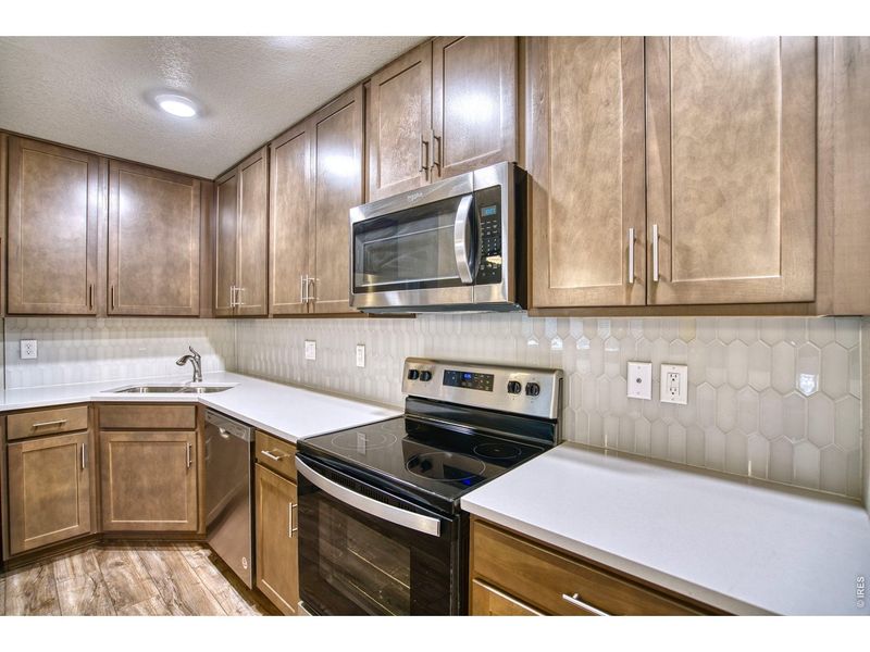 Furnished interior view inside a new home in , Longmont (Image 10).